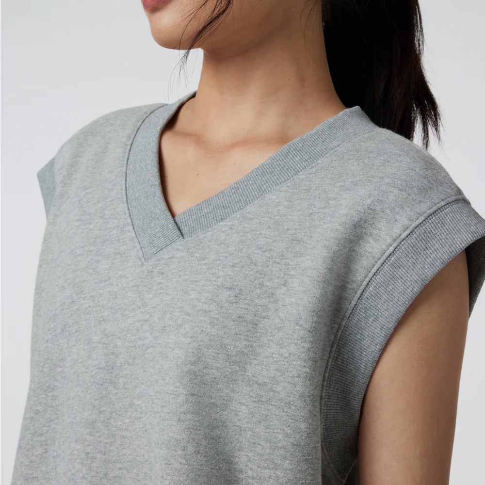 Vuori Sedona Vest in Light Heather Grey